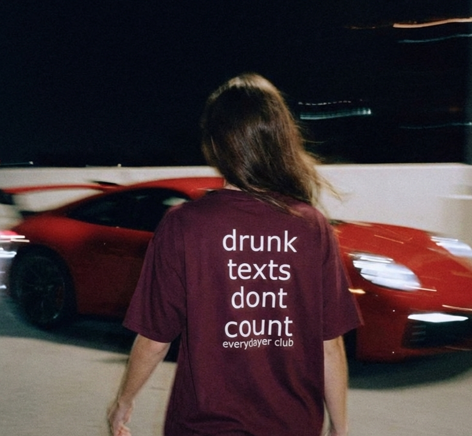 Drunk Text classic tee